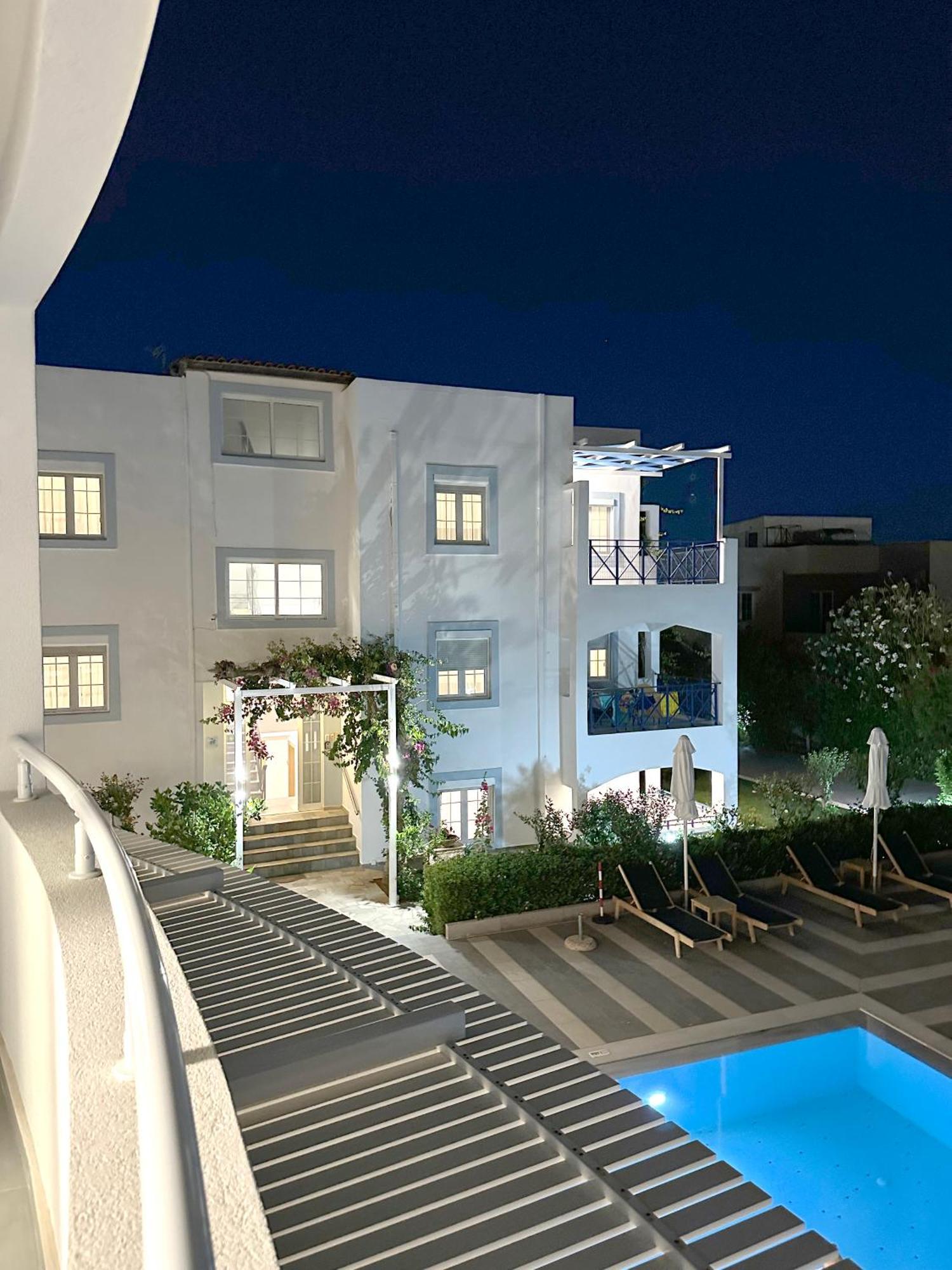 Evdokia Suites Gouves Exterior photo